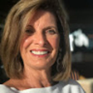 Meet your Posher, Rena